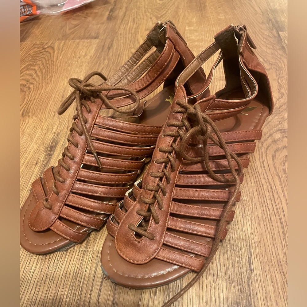 Brown Tie Up Sandal- 8 1/2